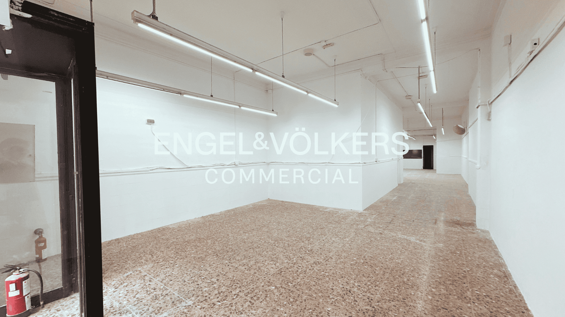 Local comercial en planta baja cerca de Passeig Maragall